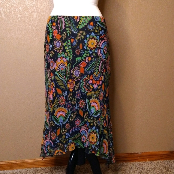 Spenser Jeremy Dresses & Skirts - Spenser Jeremy Silk Floral Skirt